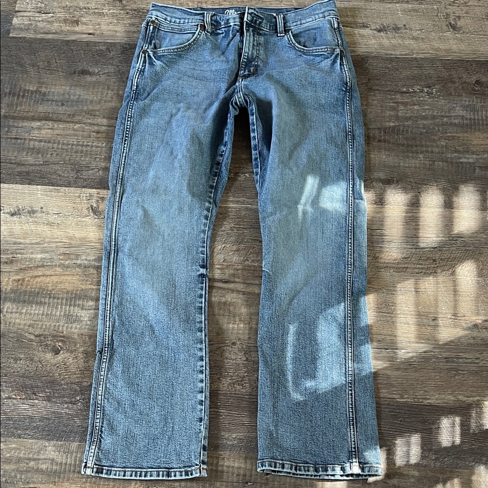 Wrangler Retro Classic Blue Straight Leg Jeans